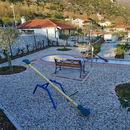 Birdie With Private Pool And Mini Golf Appartement Gata