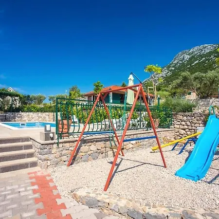 Appartement Birdie With Private Pool And Mini Golf Gata